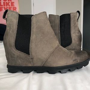 Sorel Joan of Arctic Wedge Bootie - Gray/Tan - Sz:9